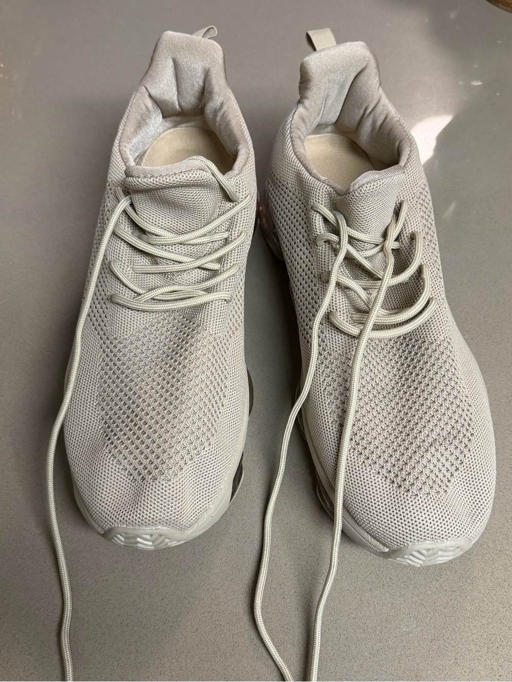 Light Gray Men's Knit Athletic Sneakers